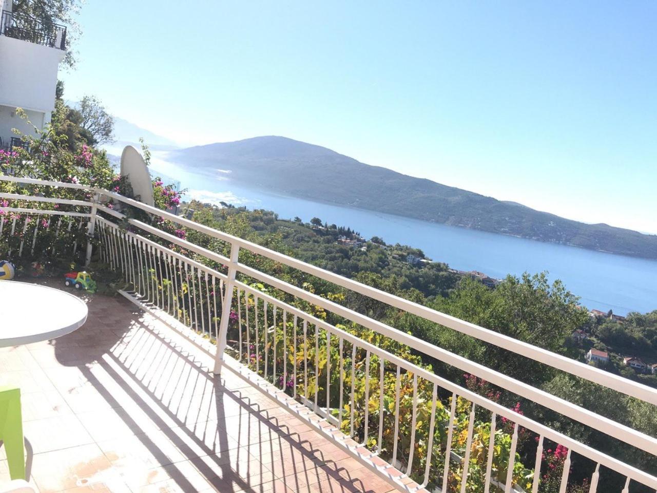 Magnificent Views Apartment Herceg Novi Exterior foto